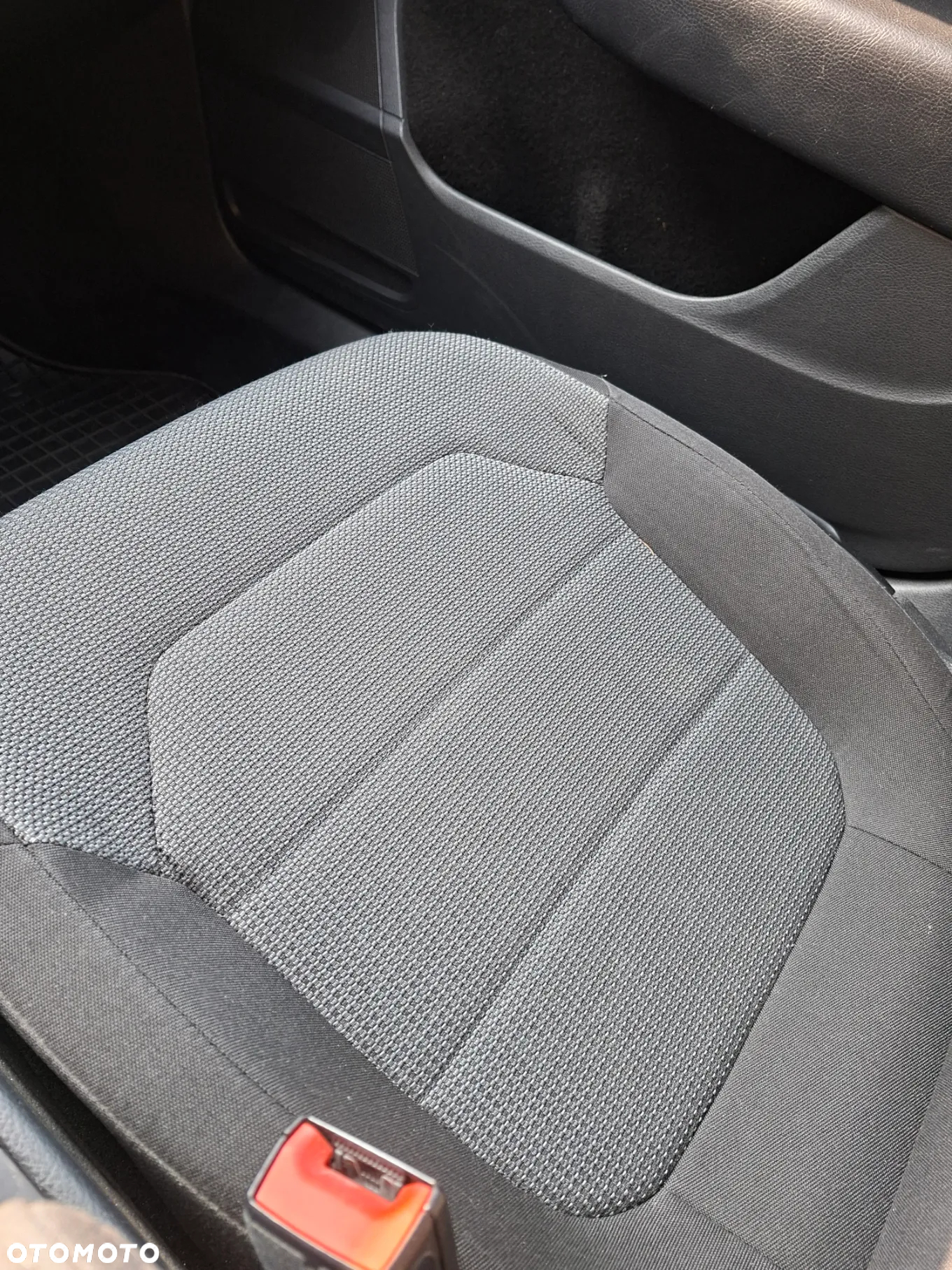Volkswagen Passat - 18