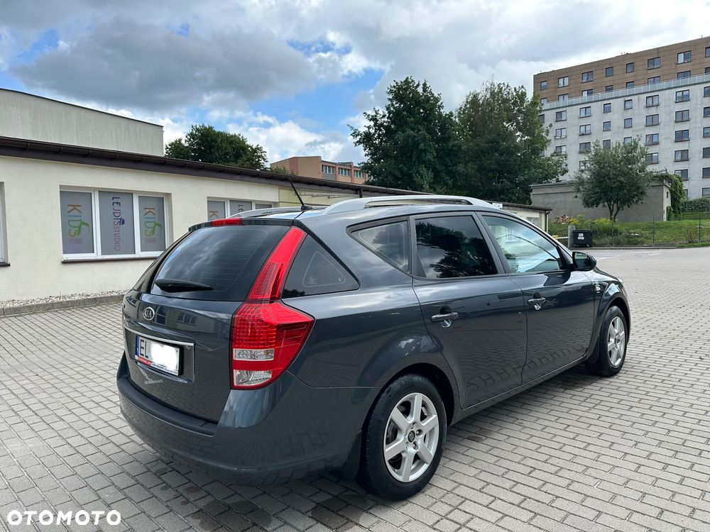 Kia Ceed 1.6 Optimum + - 6
