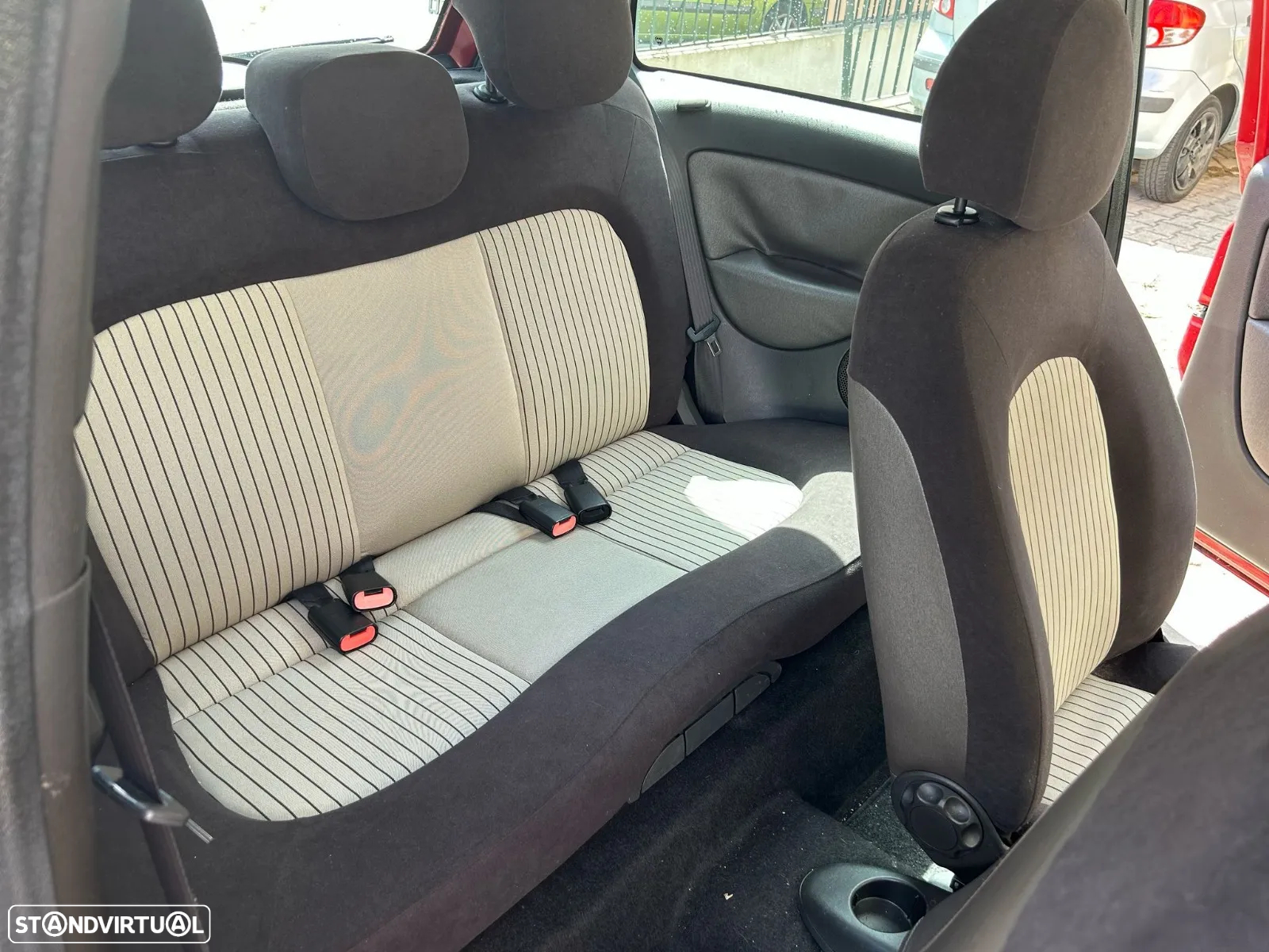 Lancia Ypsilon 1.2 Argento 5 - 4