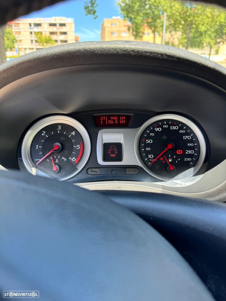 Renault Clio 1.5 dCi Dynamique - 10