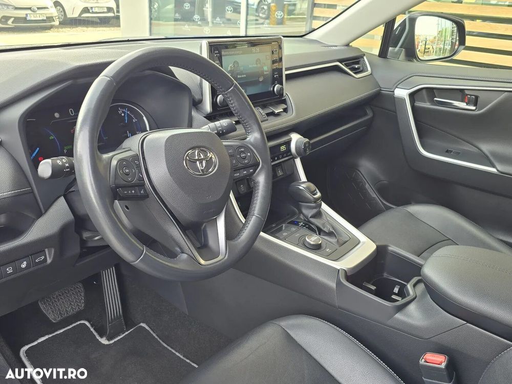 Toyota RAV4 2.5 VVT-iE 4x4 Luxury - 11