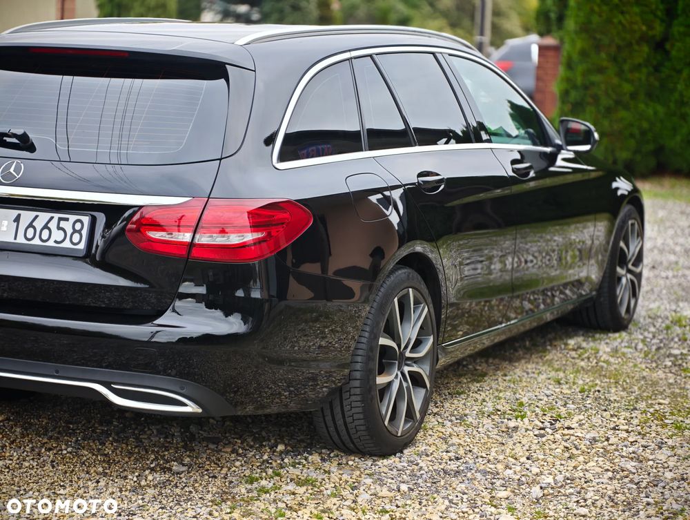 Mercedes-Benz Klasa C 200 7G-TRONIC Avantgarde - 17