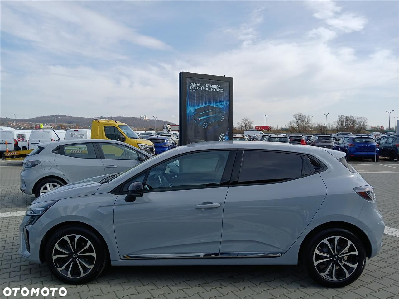 Renault Clio 1.0 TCe Techno - 6