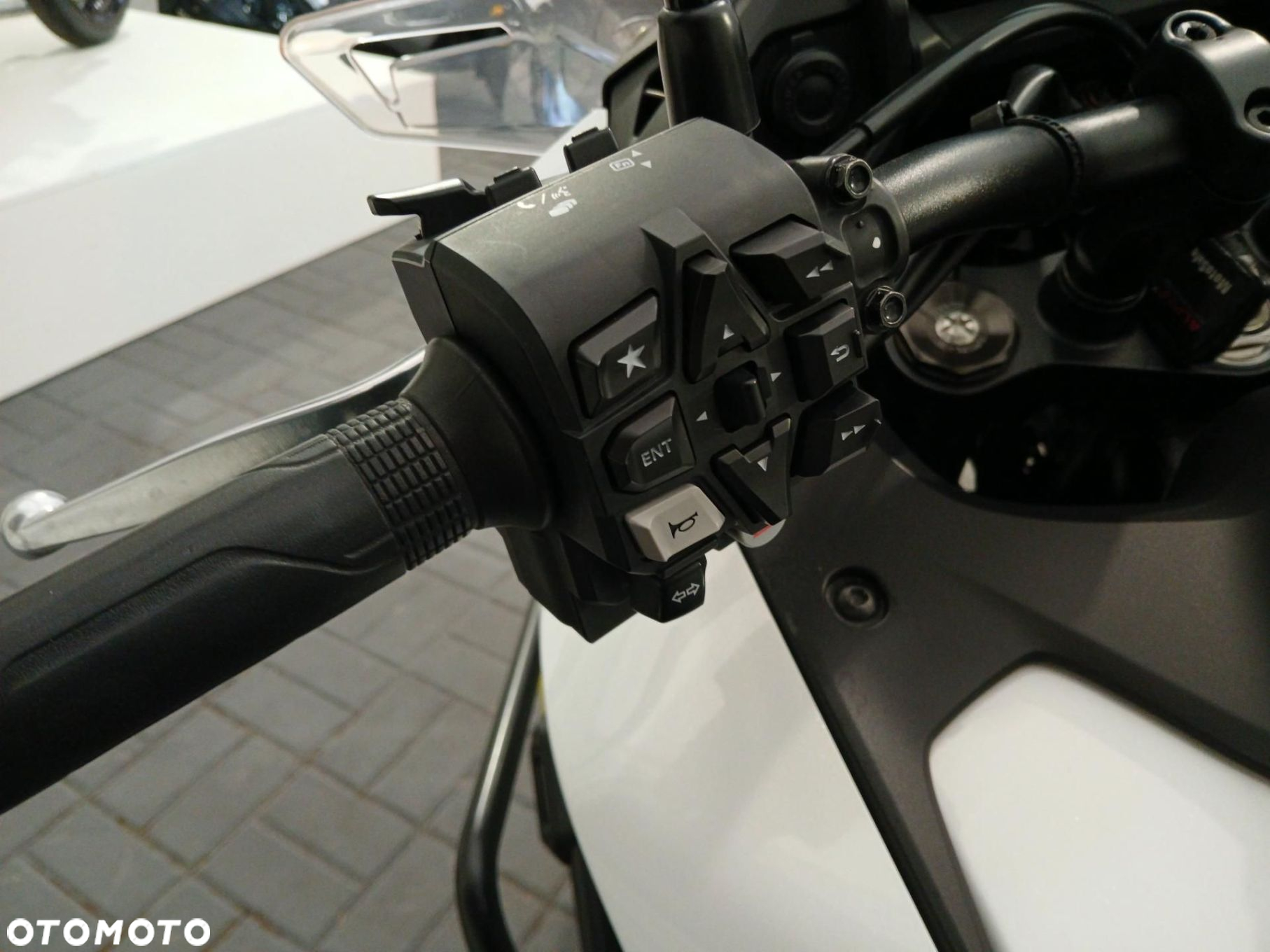 Honda NT - 10