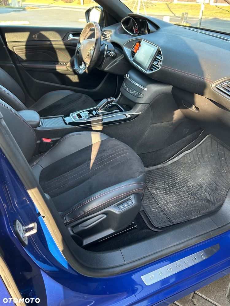 Peugeot 308 - 13