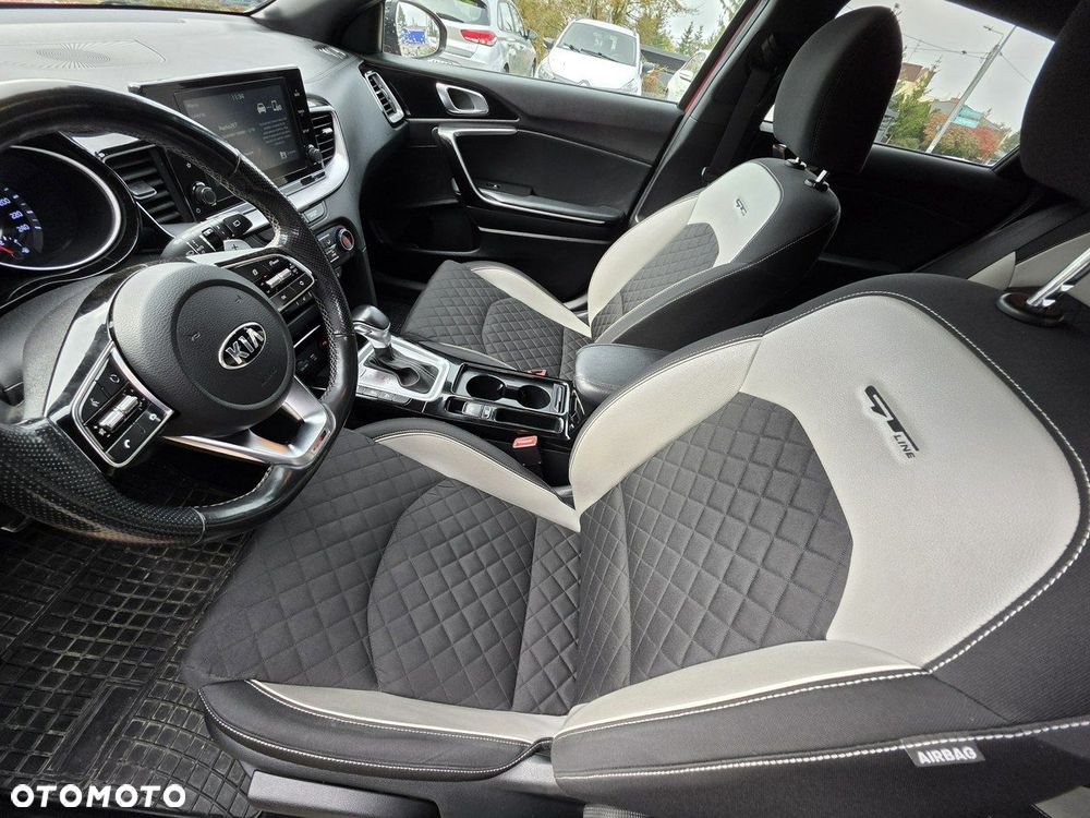 Kia ProCeed 1.5 T-GDI DCT7 OPF GT LINE - 28