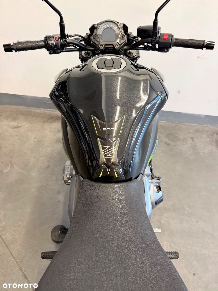 Kawasaki Z 900 - 40
