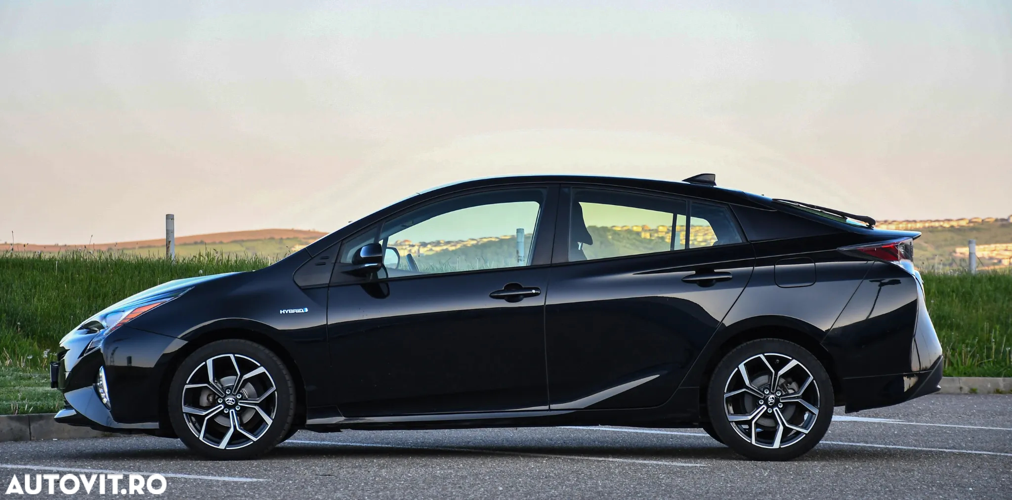 Toyota Prius 1.8 Dual VVT-i Sol+ - 5