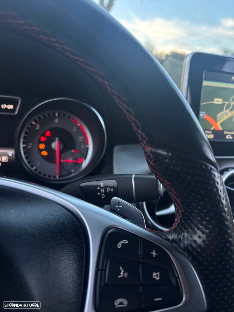 Mercedes-Benz GLA 180 d 7G-DCT AMG Line - 15