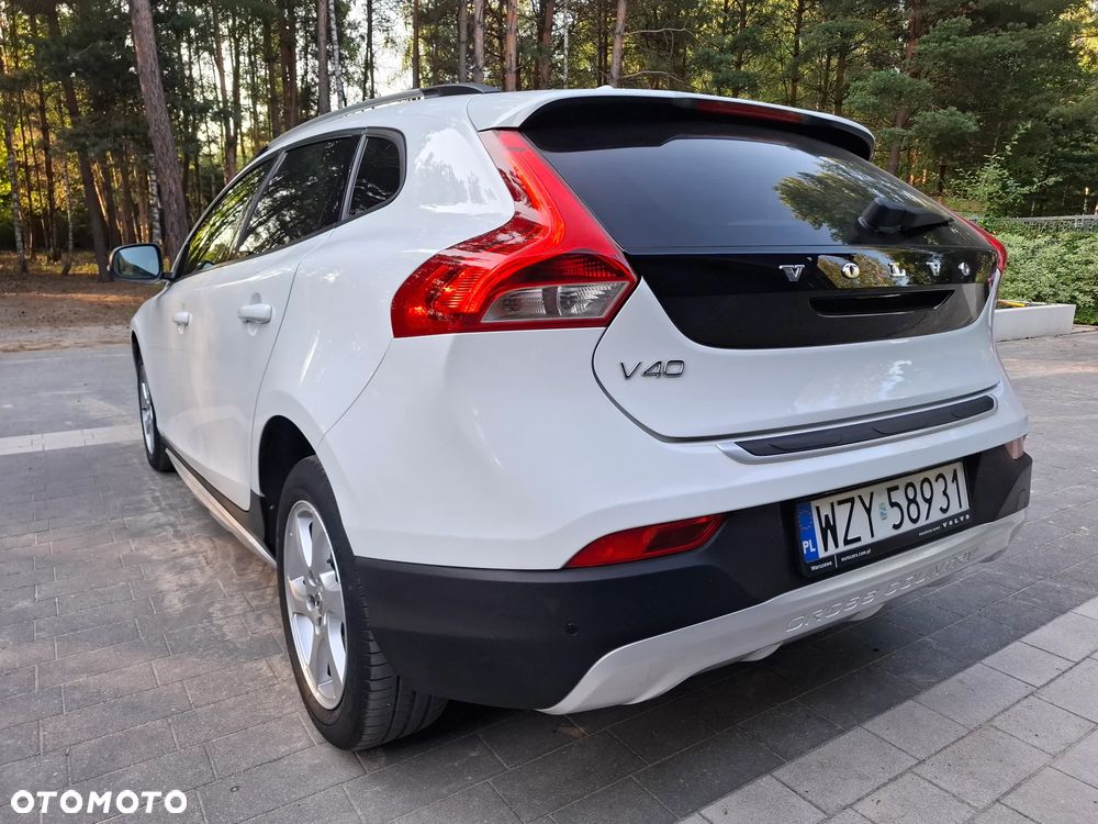 Volvo V40 Cross Country D3 Drive-E Dynamic Edition - 21