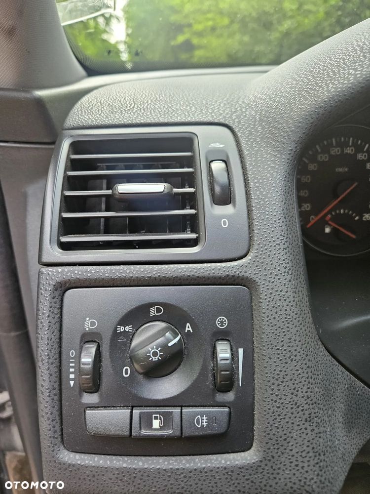 Volvo V50 D2 Start-Stop - 13