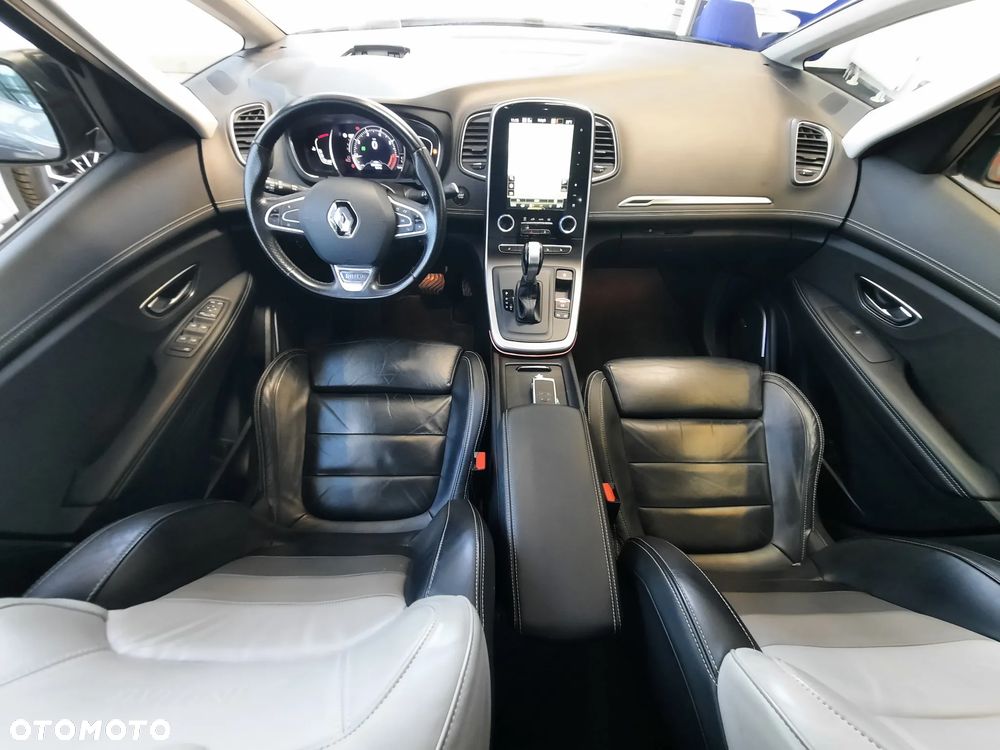 Renault Grand Scenic - 18