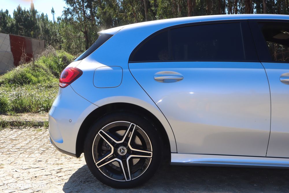 Mercedes-Benz A 250 e AMG Line - 5