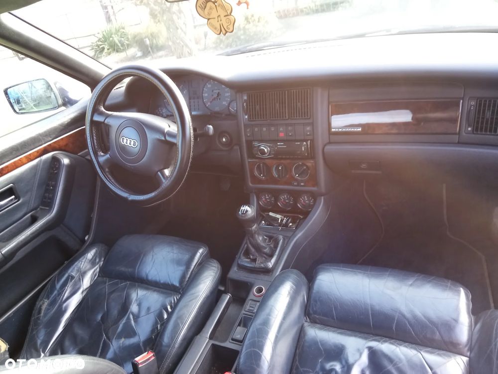 Audi Cabriolet 1.8 - 7