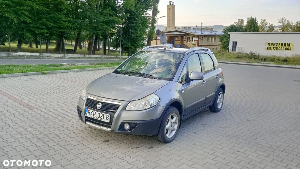 Fiat Sedici ver-1-9-multijet-4x4-emotion - 1