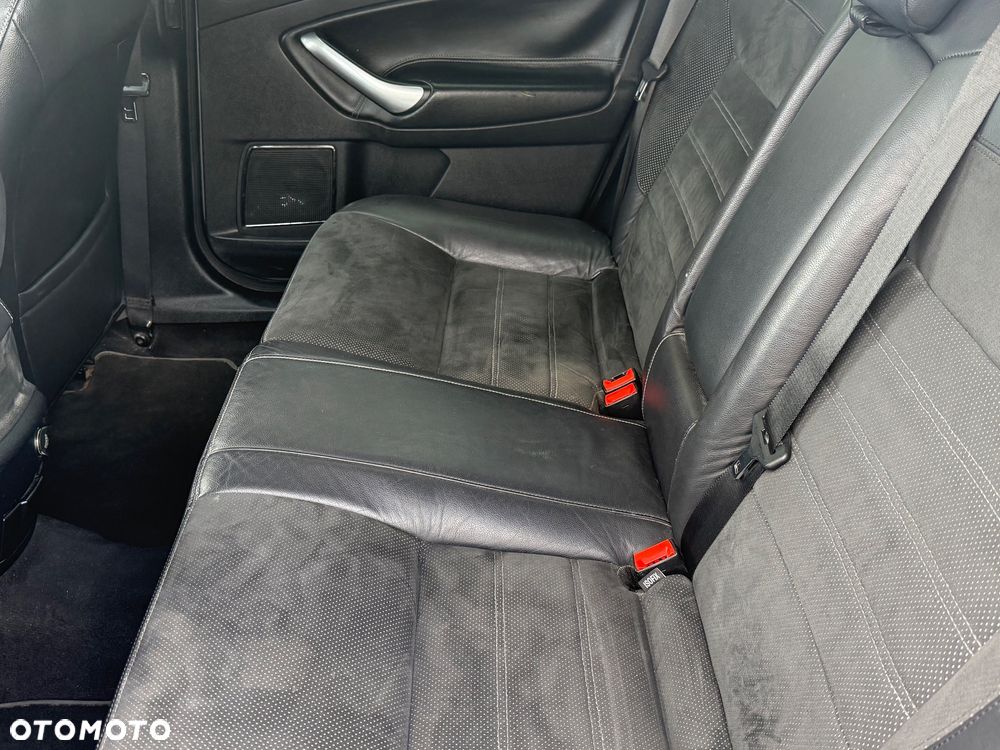 Ford Mondeo 2.0 TDCi Titanium - 21