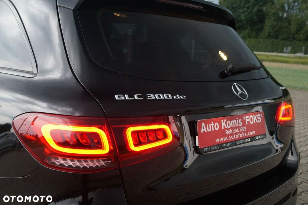Mercedes-Benz GLC - 21