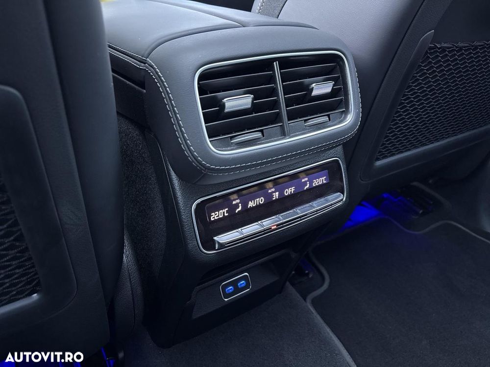 Mercedes-Benz GLE Coupe AMG 53 PHEV - 24