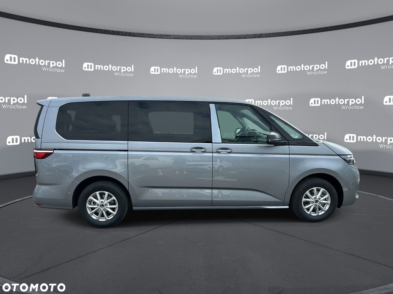 Volkswagen Multivan 2.0 TDI L2 Family DSG - 5