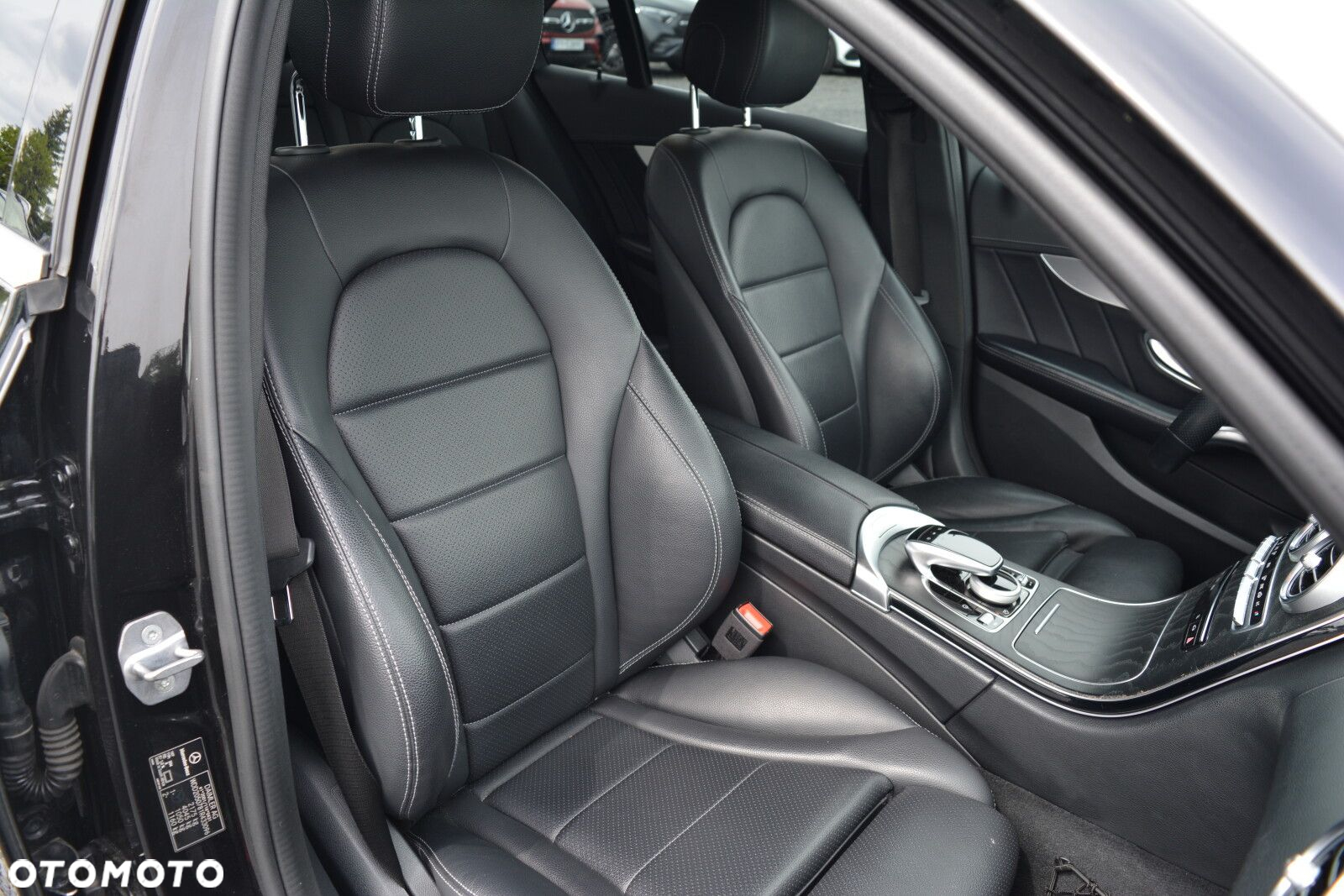 Mercedes-Benz Klasa C 200 4MATIC 9G-TRONIC - 26