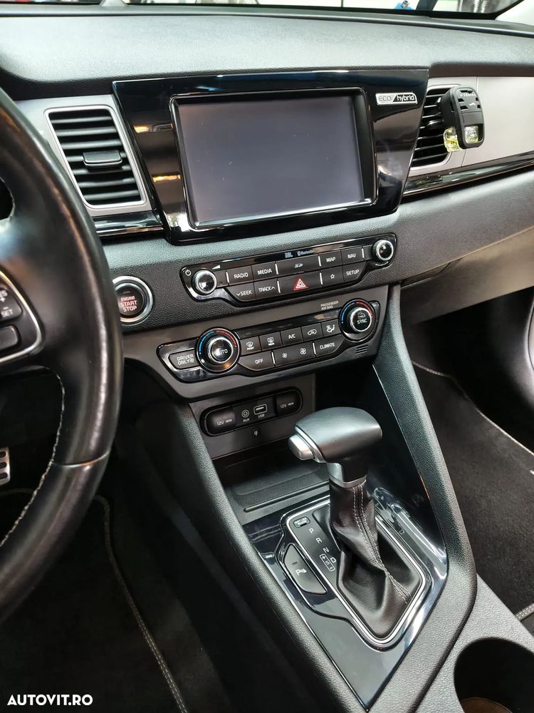 Kia Niro 1.6 GDI 6DCT HEV Comfort - 18