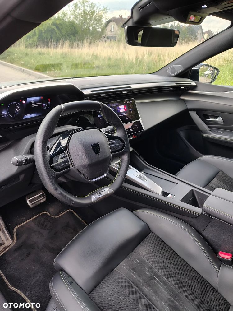 Peugeot 308 1.2 PureTech GT S&S EAT8 - 8