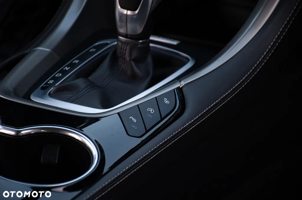 Ford Mondeo Turnier 2.0 TDCi PowerShift-Aut Allrad Vignale - 15