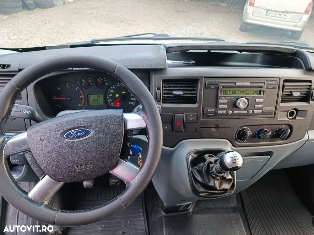 Ford Transit - 6