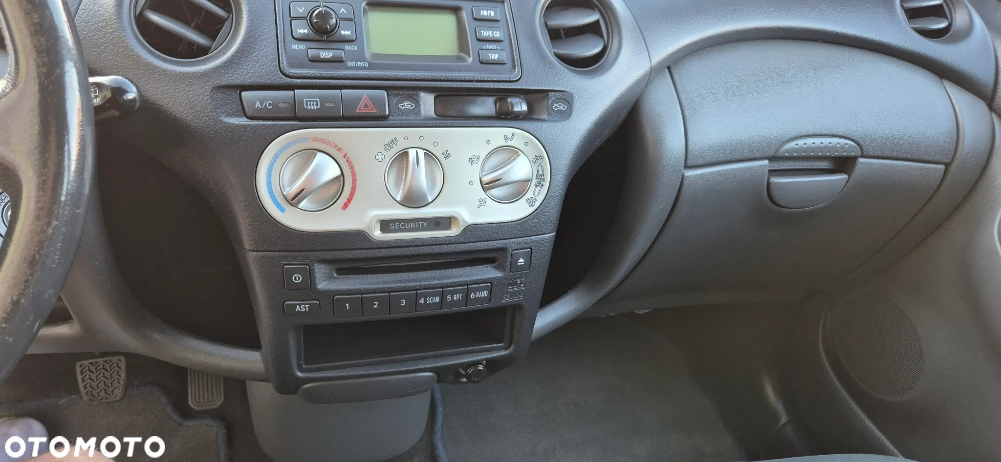 Toyota Yaris 1.4 D-4D Sol - 20
