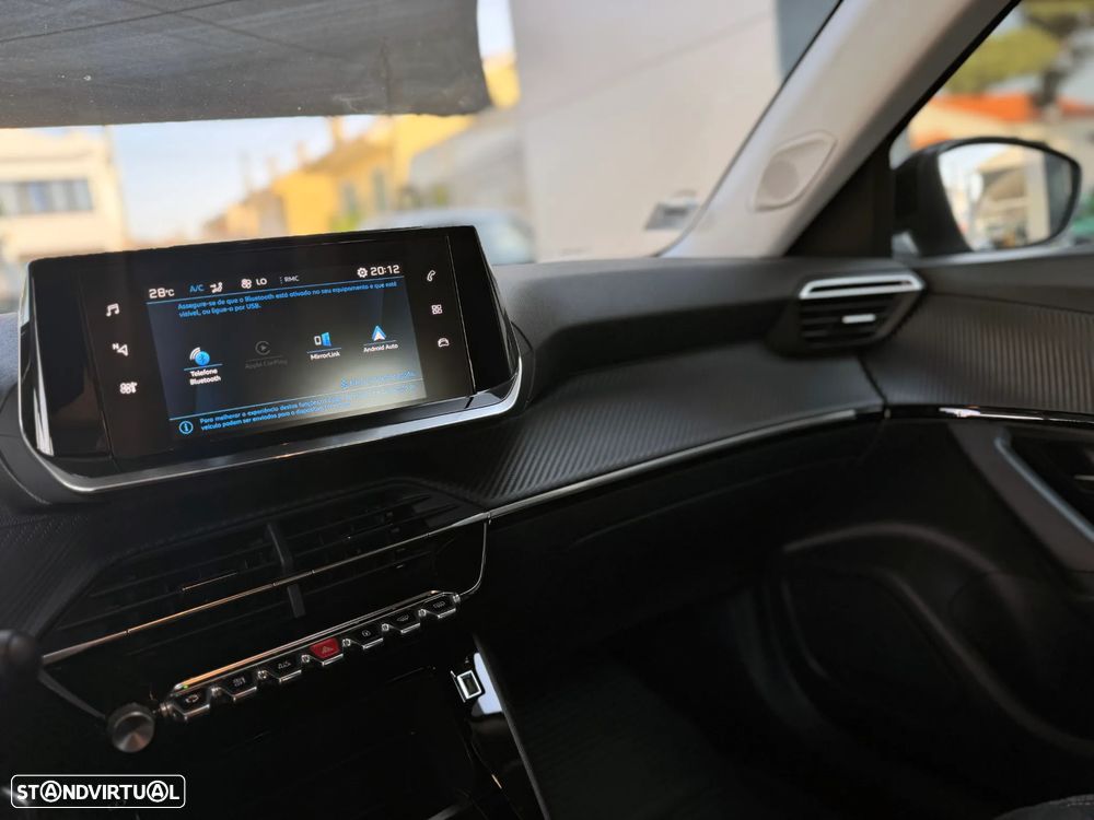 Peugeot 2008 1.2 PureTech Active Pack EAT8 - 9
