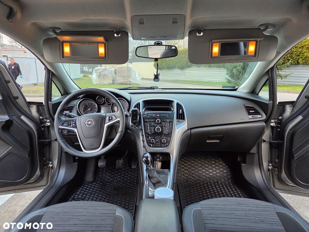 Opel Astra - 10