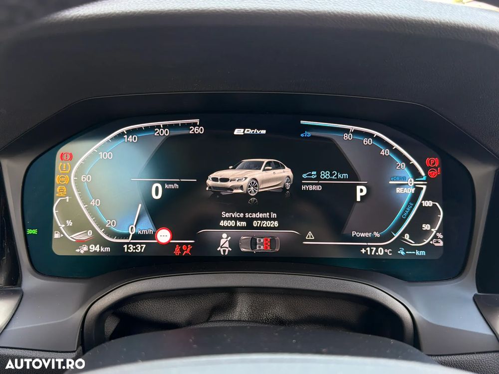 BMW Seria 3 330e Aut. Sport Line - 26