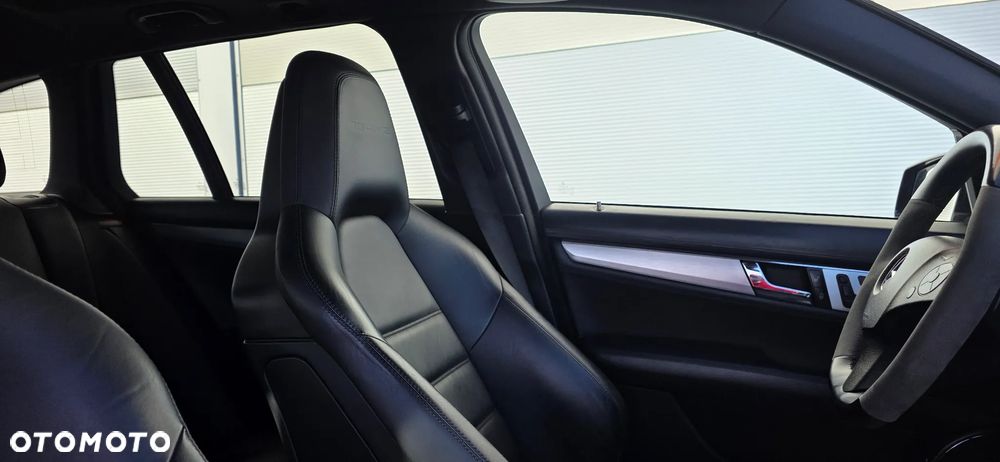 Mercedes-Benz Klasa C 320 T CDI Avantgarde - 26