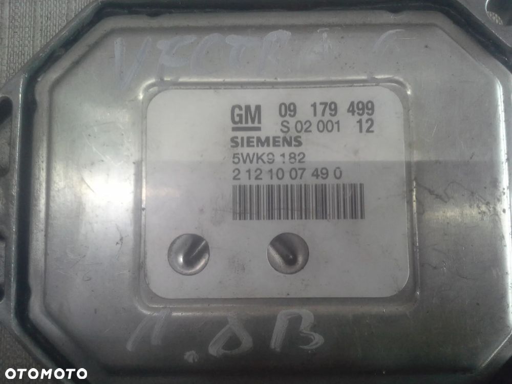 Opel Astra Vectra Zafira 1.8 16V sterownik silnika GM 09179499  5WK9181 - 8