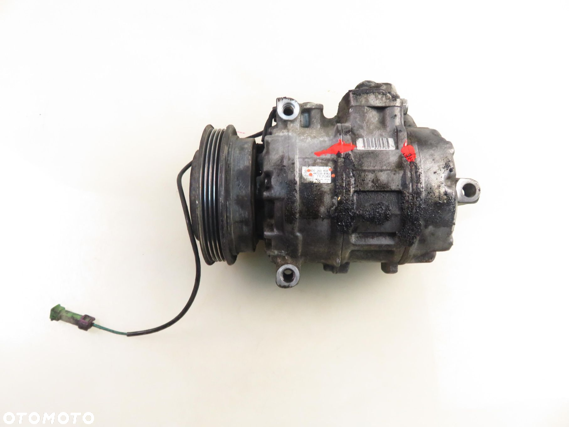 KOMPRESOR KLIMATYZACJI VW PASSAT B5 1.9 TDI  8D0260808 4472208182 - 5
