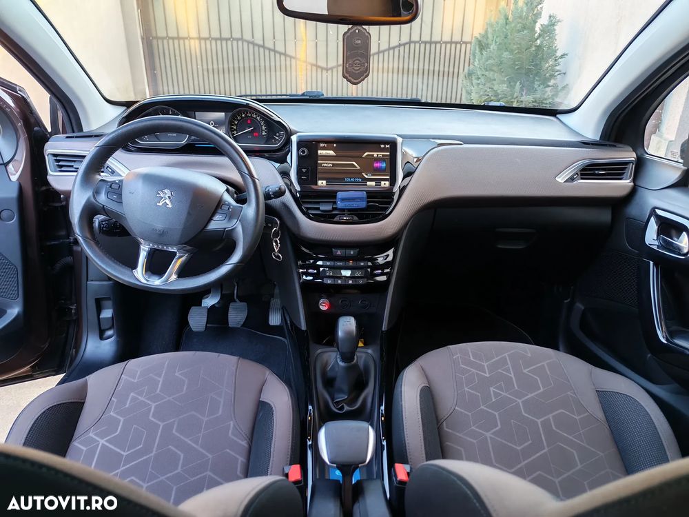 Peugeot 2008 1.6 e-HDi FAP STT Active - 9