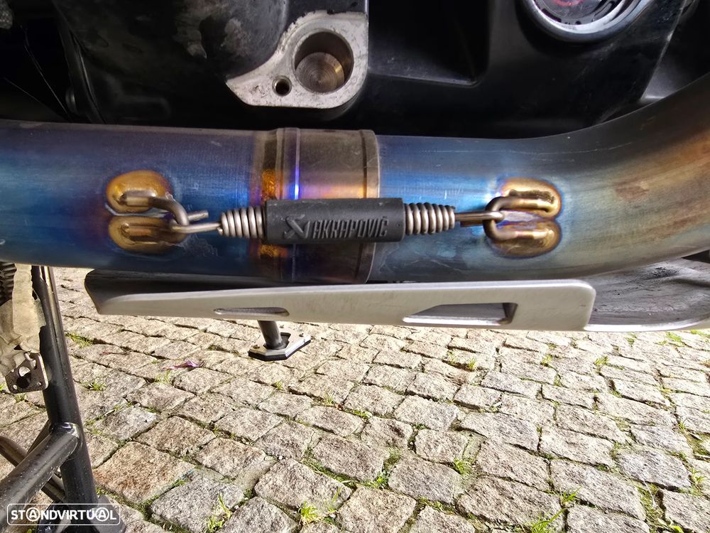 BMW R 1250 GS HP AKRAPOVIC - 16