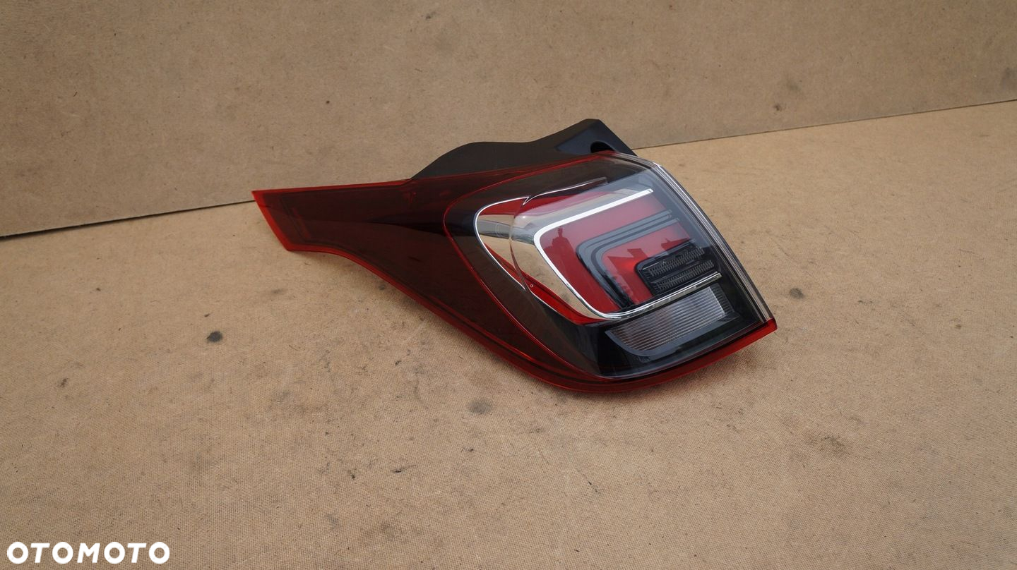OPEL CROSSLAND X LEWA TYLNA LAMPA LEWY TYŁ W BŁOTNIK EU LED - 3