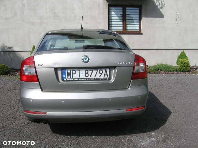 Skoda Octavia 1.4 TSI Ambiente - 9