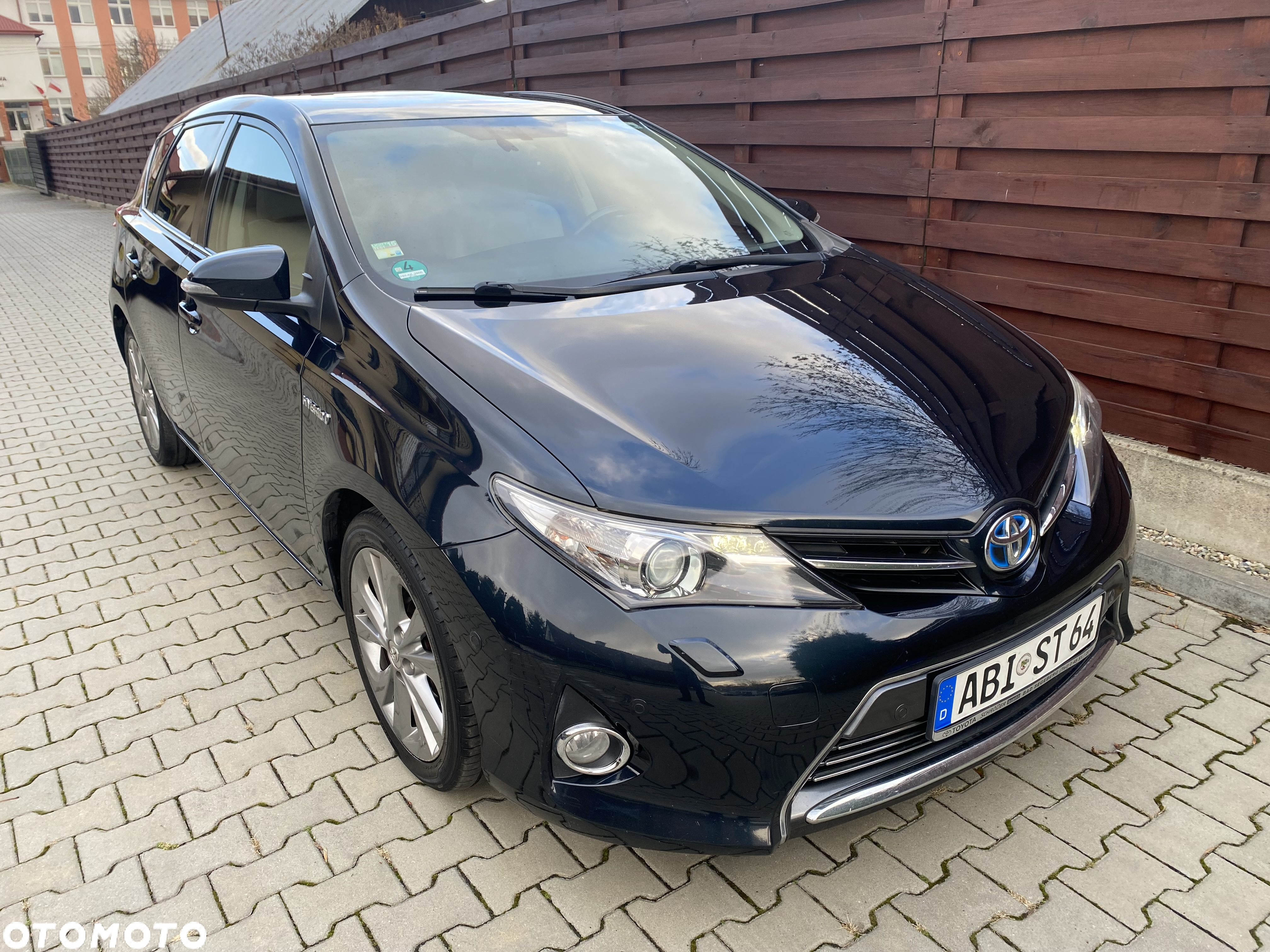 Toyota Auris 1.8 VVT-i Hybrid Automatik Executive - 2