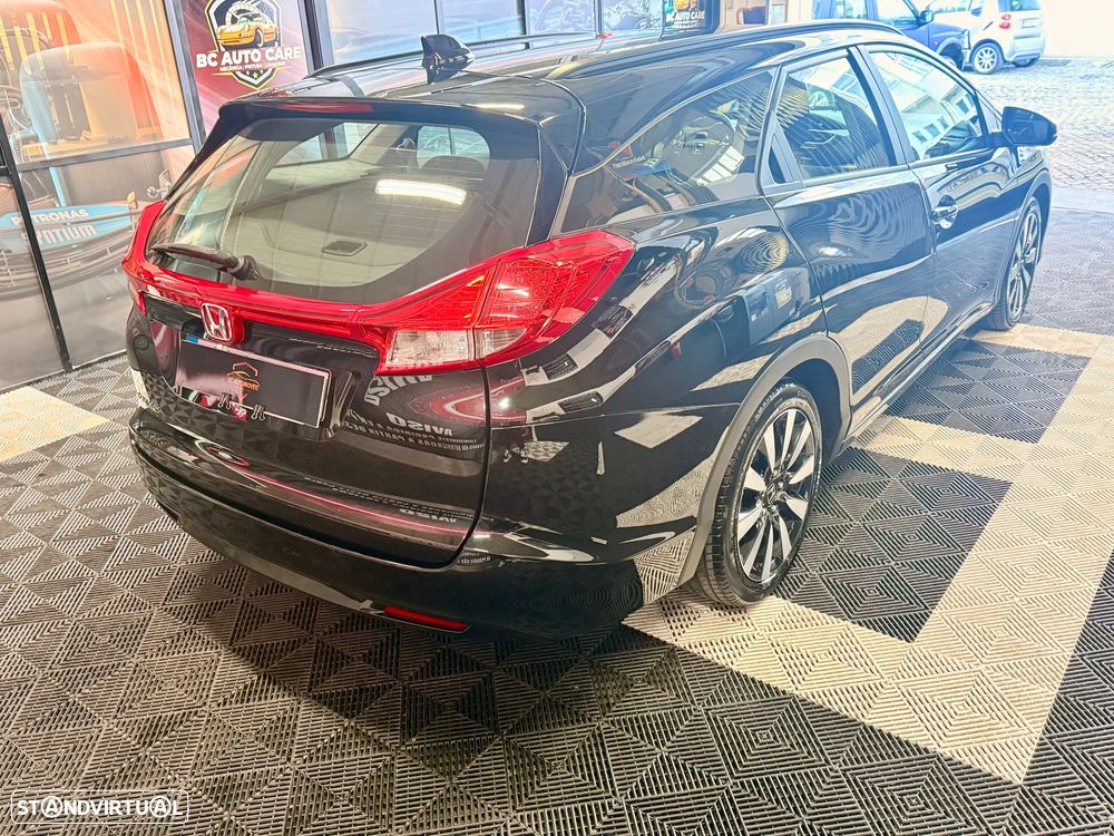Honda Civic Tourer 1.6 i-DTEC Executive - 3