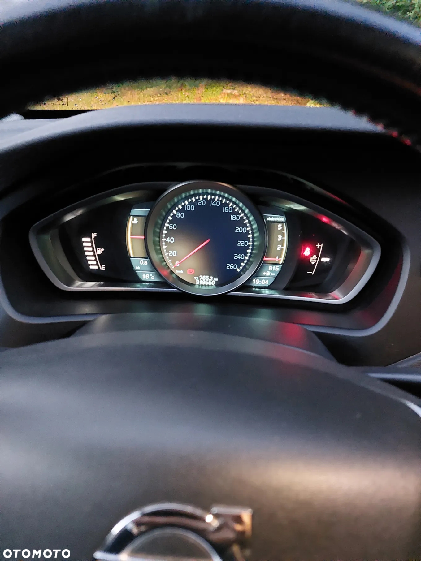 Volvo V40 Cross Country D2 Momentum - 16