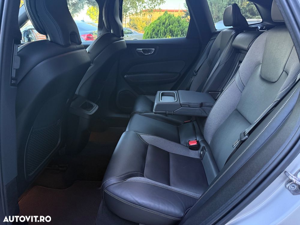 Volvo XC 60 B4 D AWD Geartronic RDesign - 11