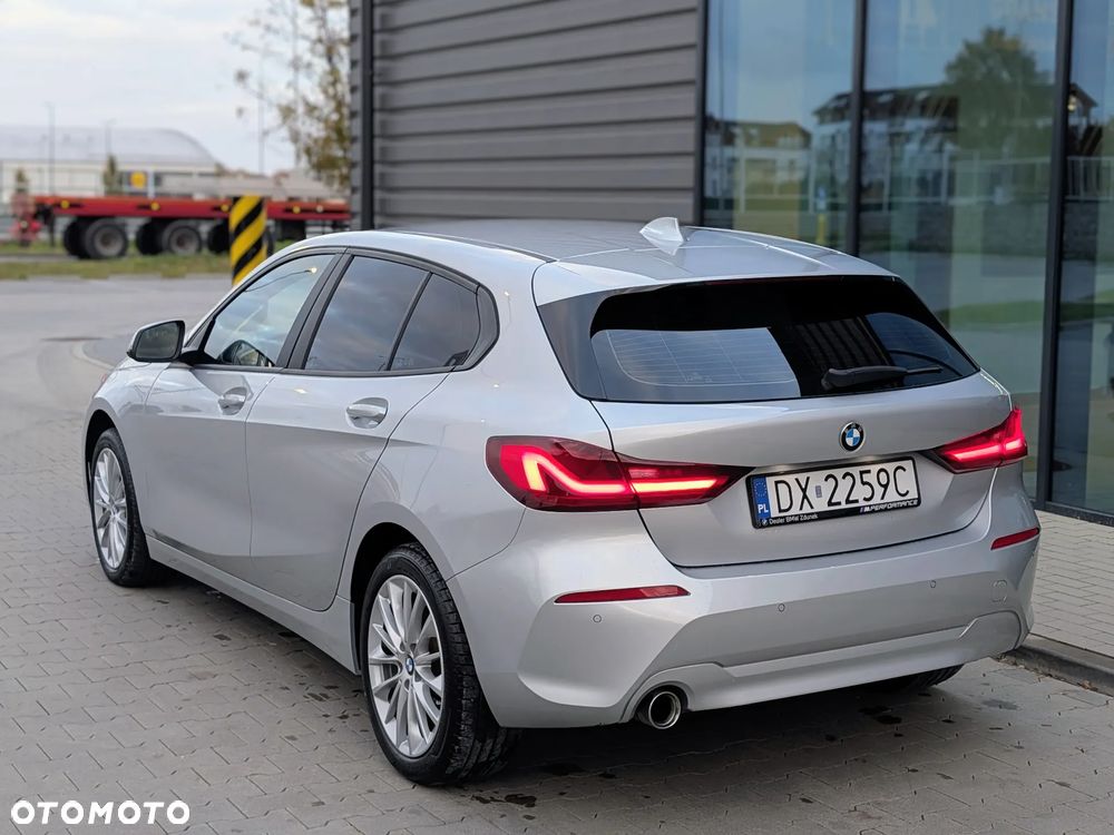 BMW Seria 1 116d EfficientDynamics Edition - 4