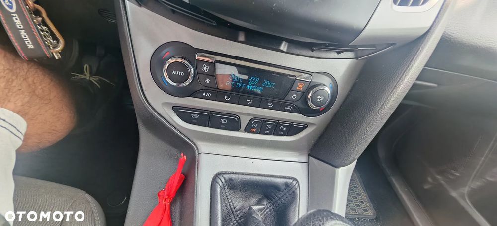 Ford Focus 1.0 EcoBoost Titanium - 14