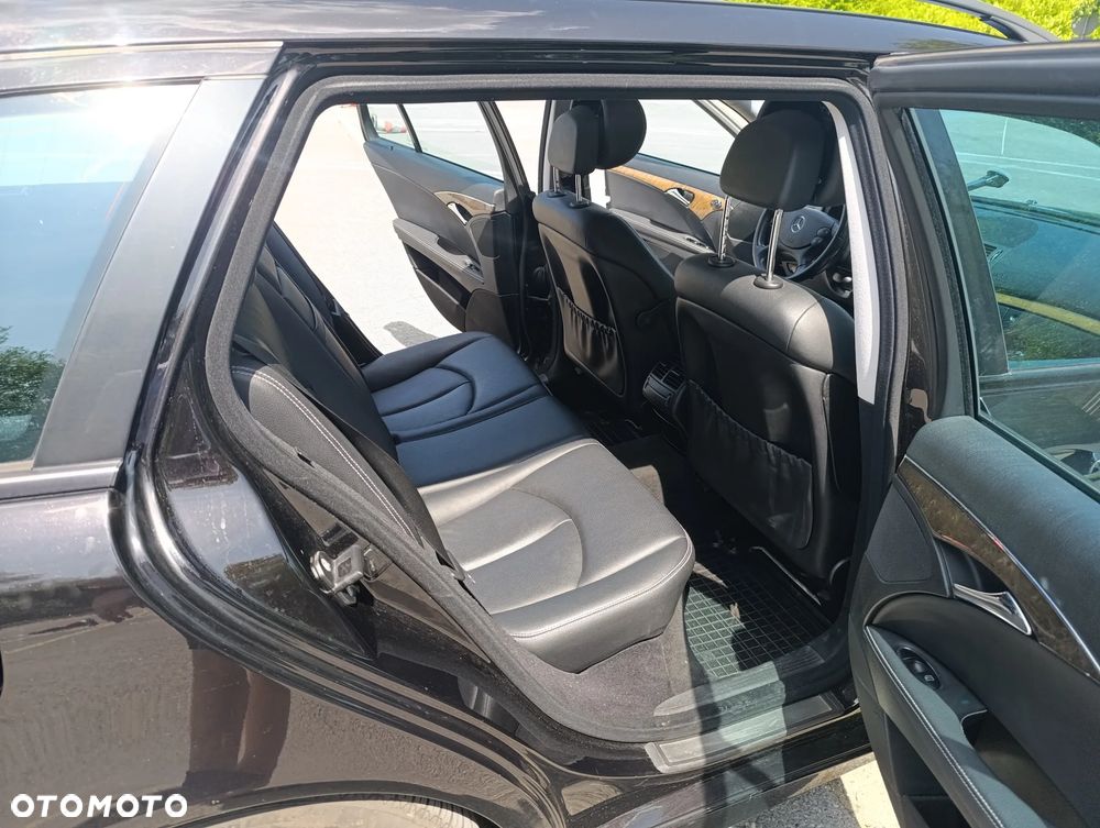 Mercedes-Benz Klasa E 300 Avantgarde - 14