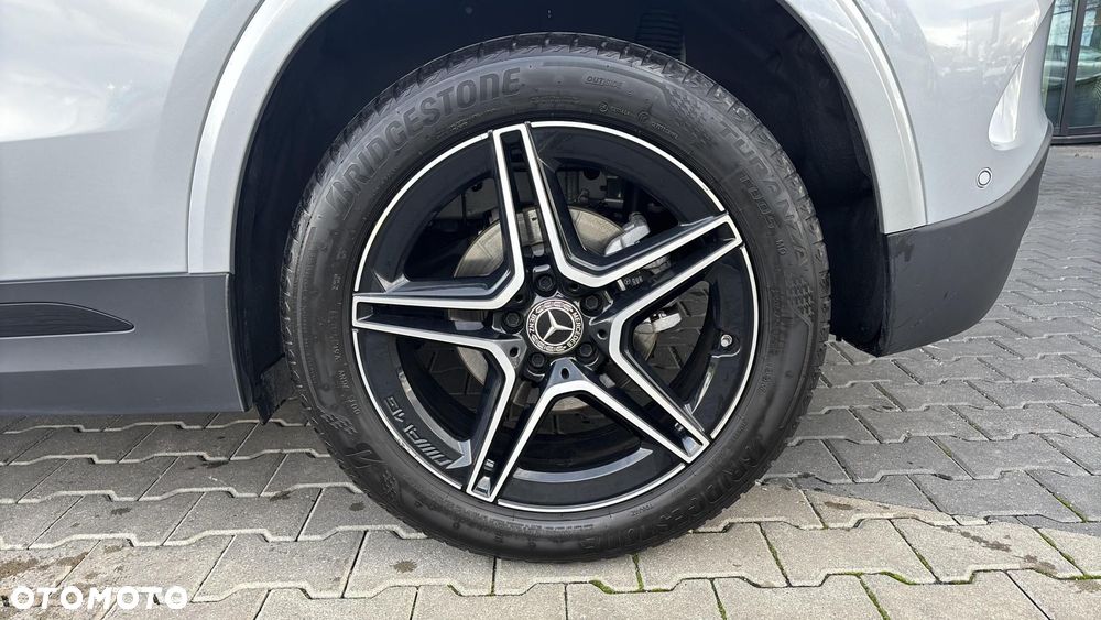 Mercedes-Benz GLA - 20