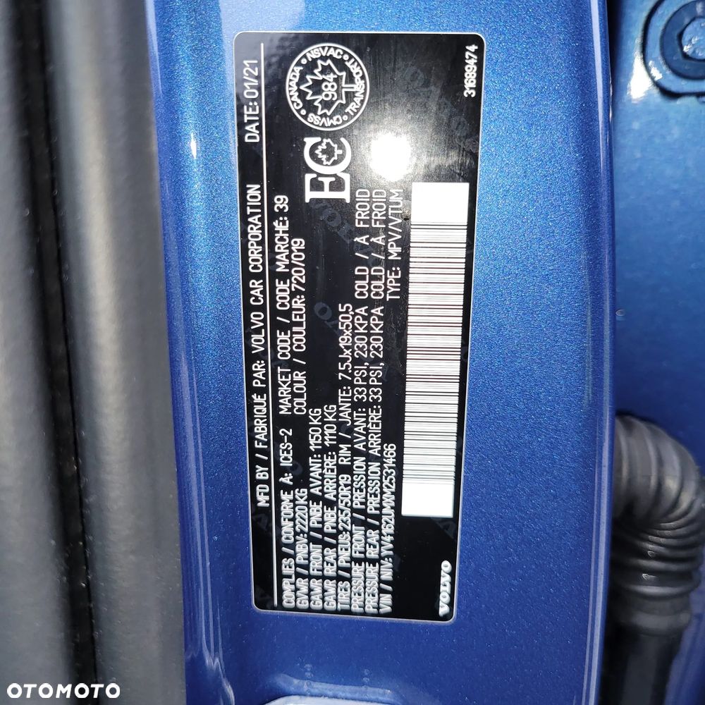 Volvo XC 40 T5 AWD R-Design - 6