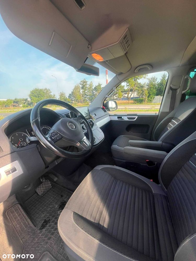 Volkswagen Multivan - 6
