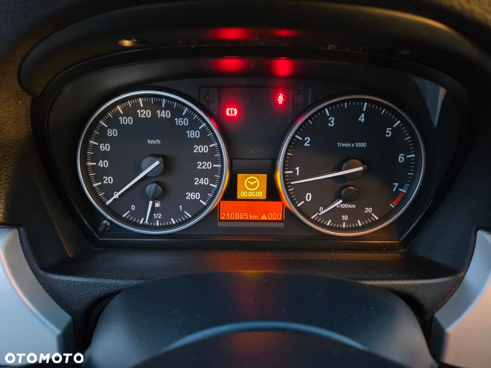 BMW Seria 3 320i - 16